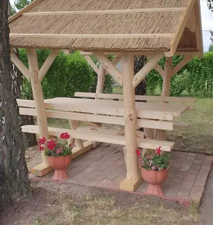 Karasz Vendeghaziko * Oroshaza